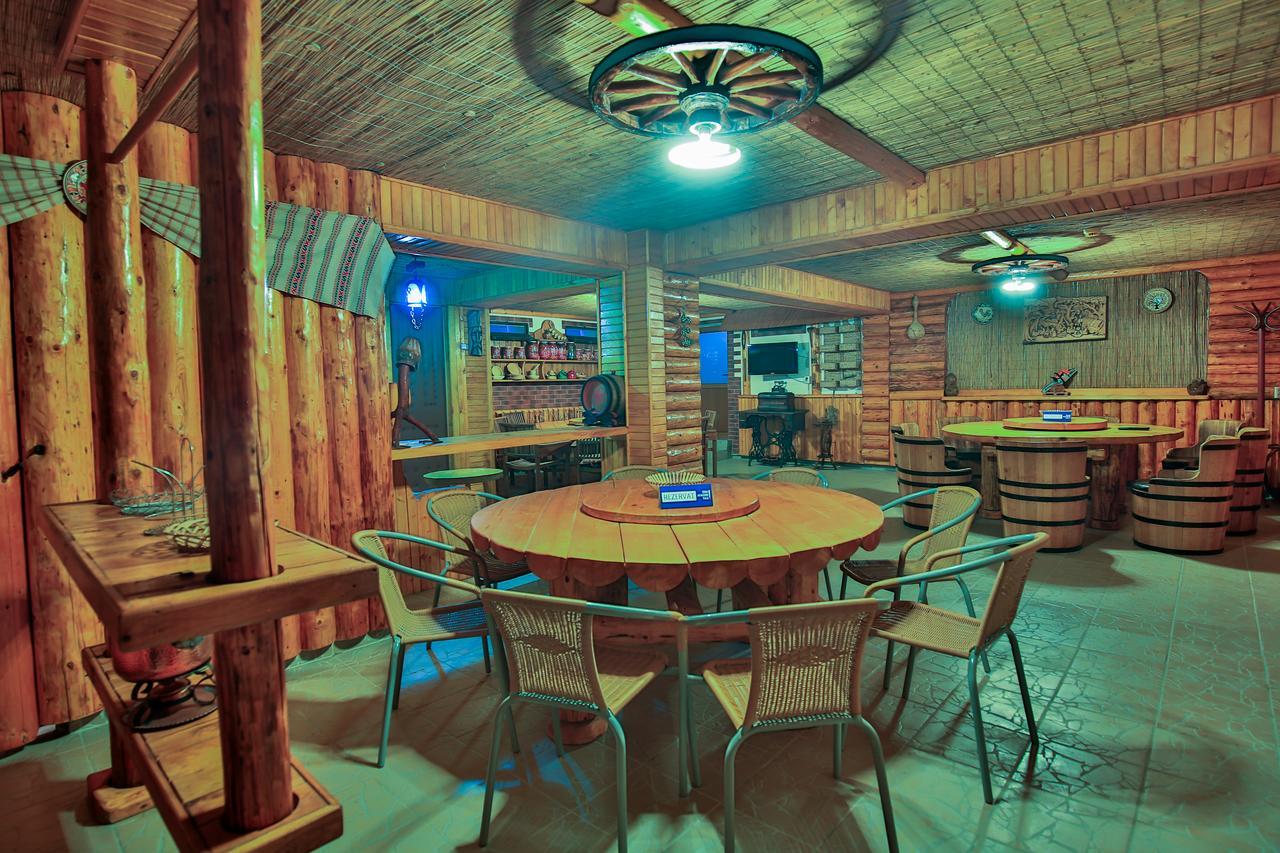 Hotel Raxand Residence Mioveni Extérieur photo